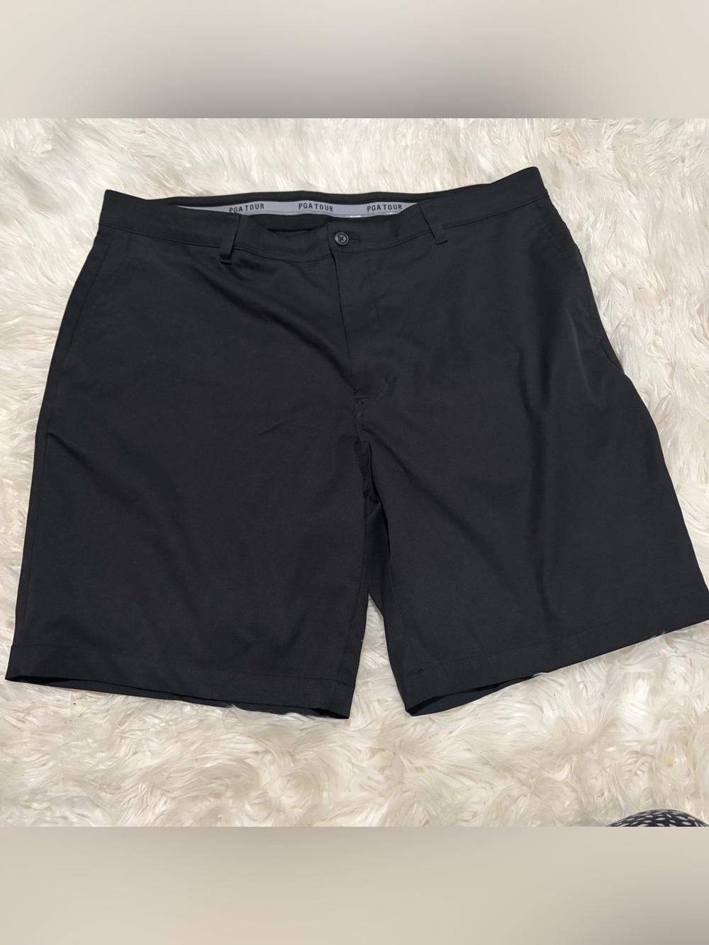 PGA Tour black shorts size 38